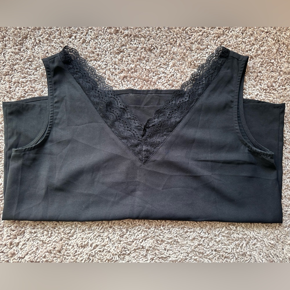 SHEIN Black Lace Trim Blouse